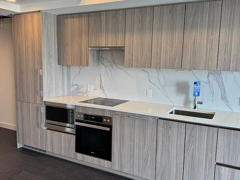 3 Concord Cityplace Way #3807 — Photo 7