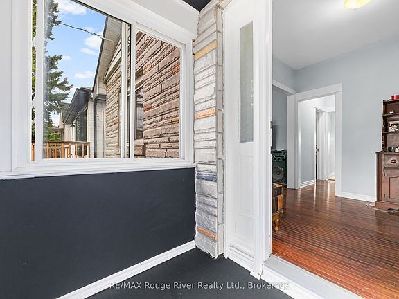 5th image of 87 Craiglee Dr