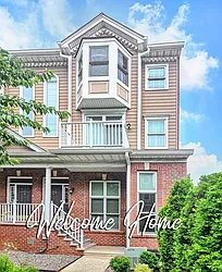 263 Half Moon Court