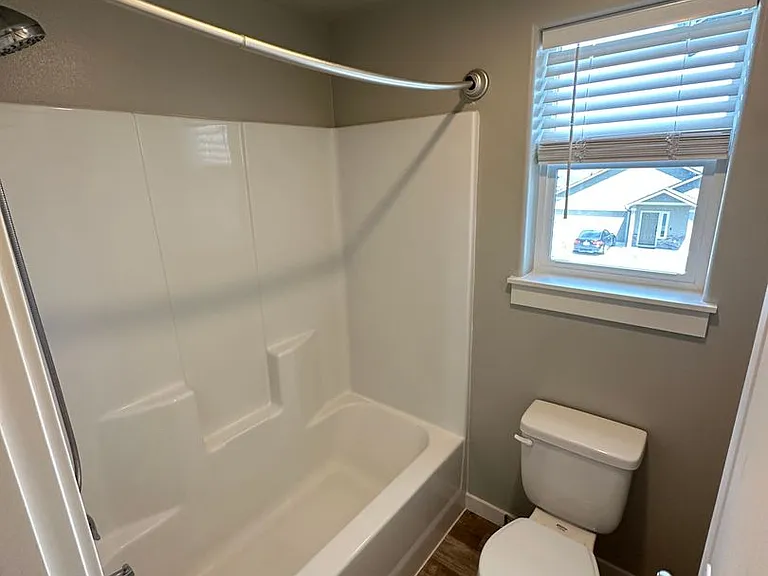 2558 NW Hemlock Way — Photo 17