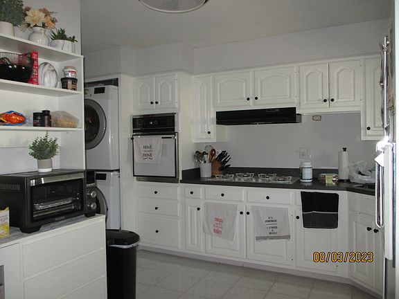 5th image of 10310 Hibiscus Dr
