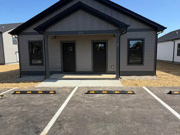 101 Sandye Ave #A, Portland, TN 37148