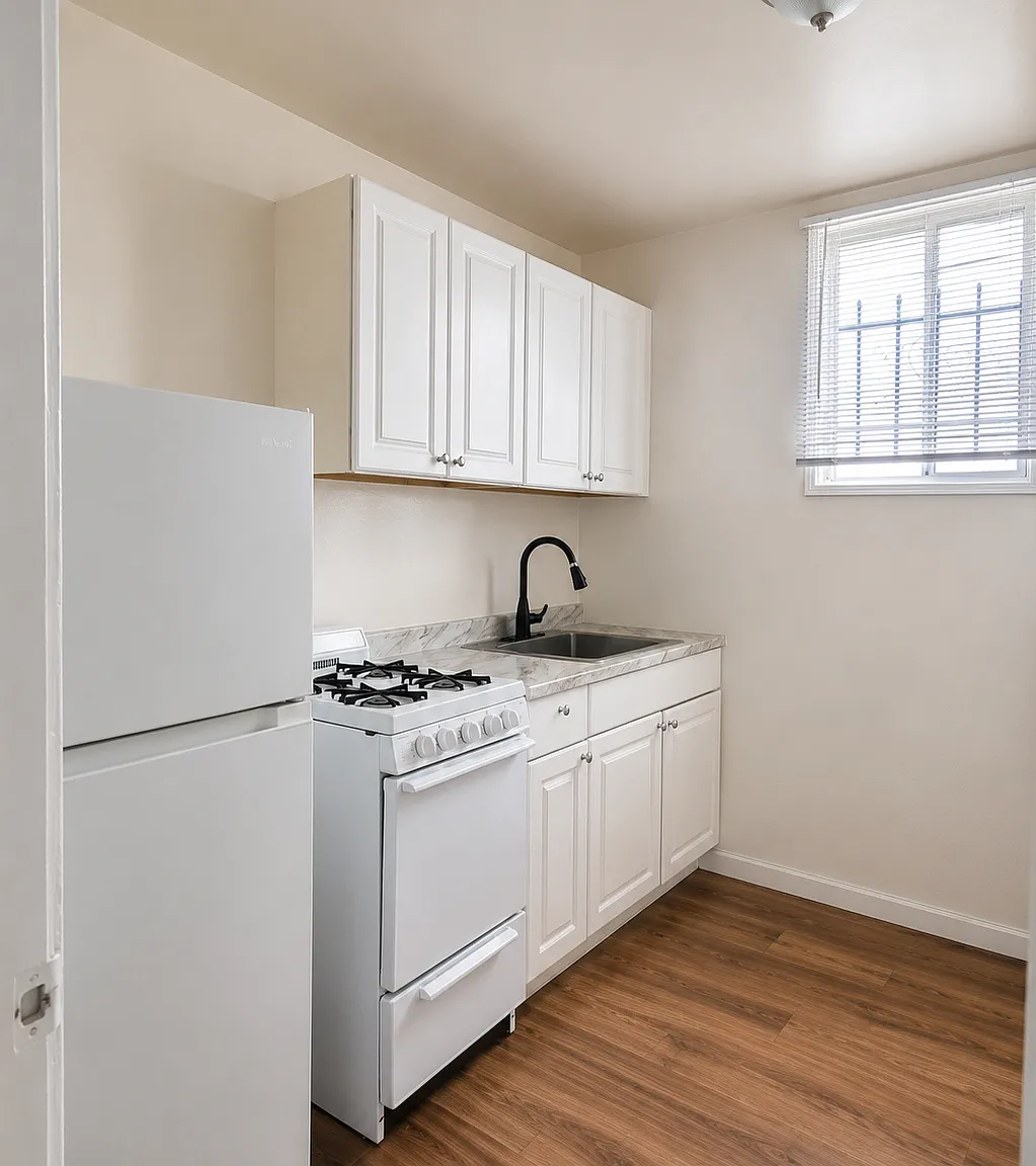 Studio, 455 sqft, $1,395 — Photo 3