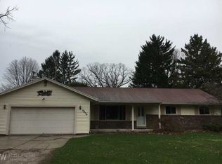 3510 State Rd, Fort Gratiot, MI 48059