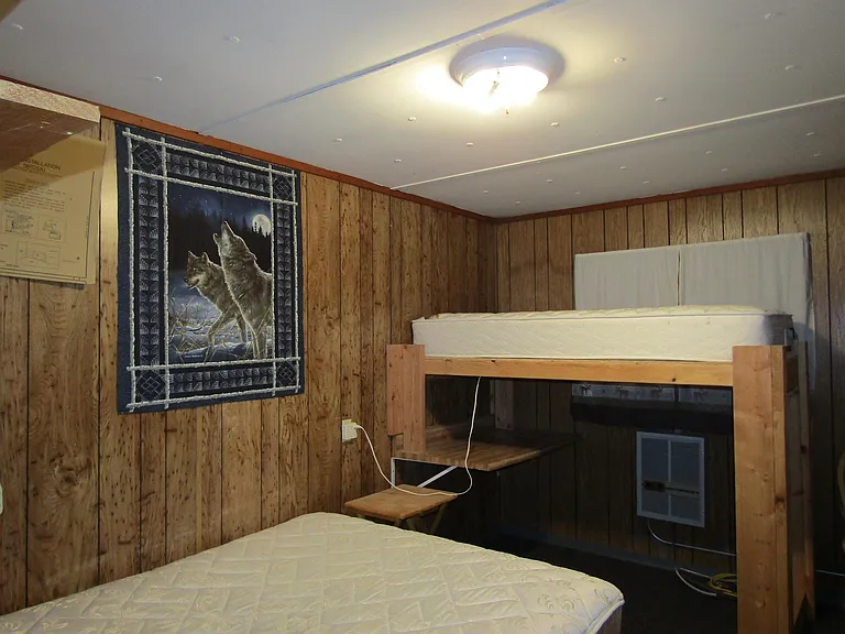 5588 Remington Rd — Photo 18