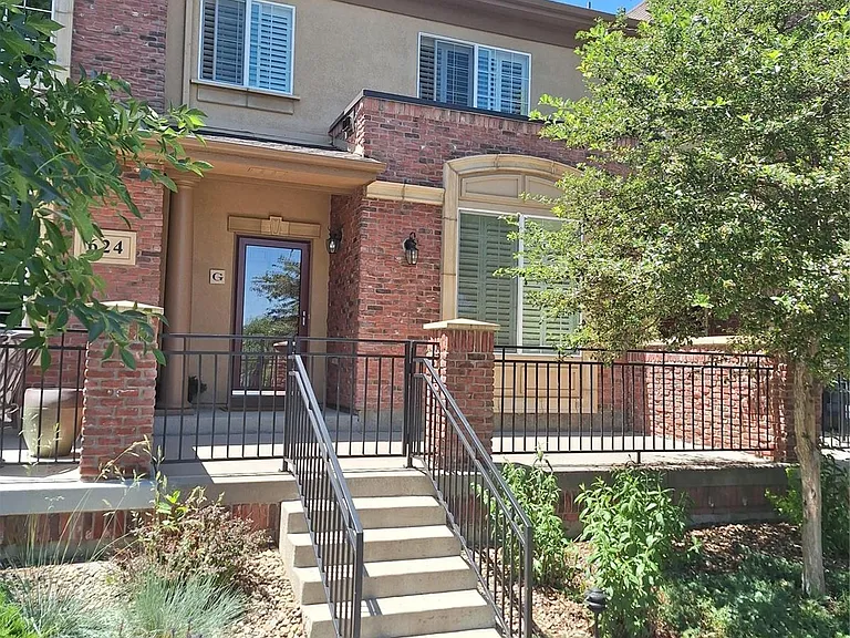 624 Green Ash St #G — Photo 4