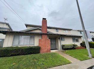 386 Woodland Pl APT A, Costa Mesa, CA 92627