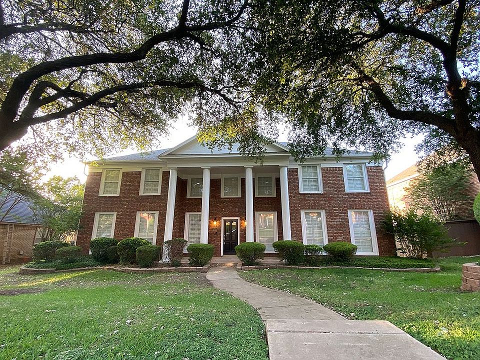 2nd image of 5132 Golden Ln