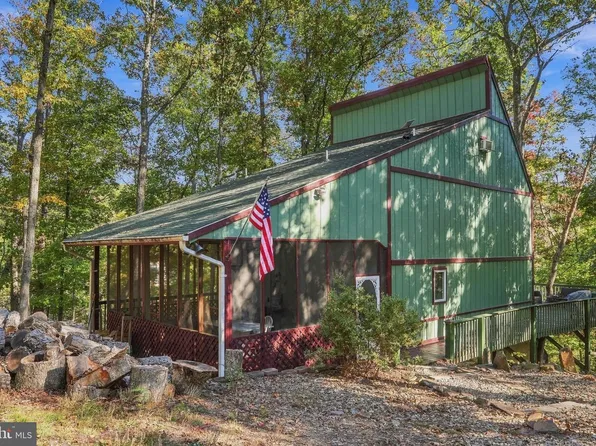 306 Tanager Ln, Hedgesville, WV 25427