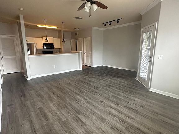 2nd image of 8290 Gate Pkwy W Unit 706