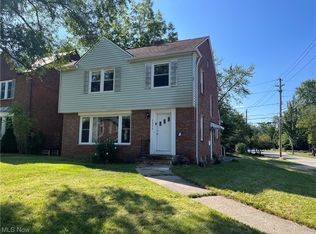 3866 Grenville Rd, University Heights, OH 44118