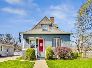 4704 Main St, Downers Grove, IL 60515