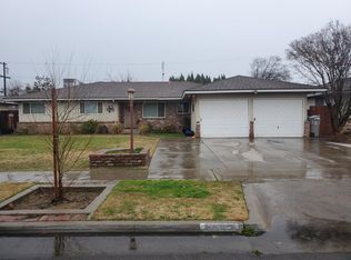4557 E Weldon Ave, Fresno, CA 93703