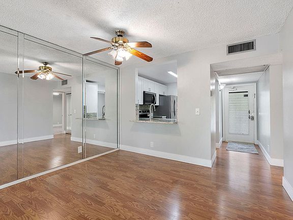 3rd image of 9450 Poinciana Place #211