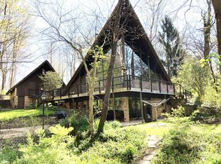 181 Oakridge Dr, Springfield, OH 45504