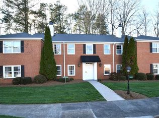 343 C Hanover Arms Ct, Winston Salem, NC 27104