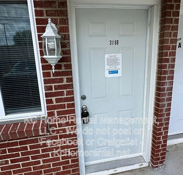 3118 N 55th St #B — Photo 4