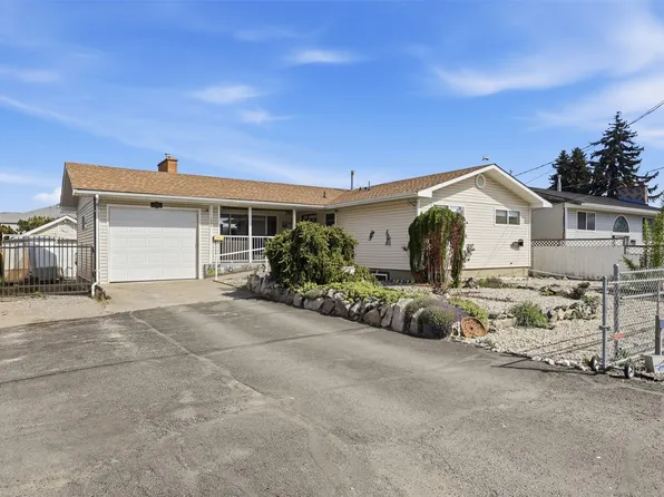 1087 Laroque St, Kamloops, BC V2B 5L6