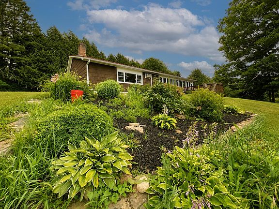 2nd image of 561 Sheldon Brook Road