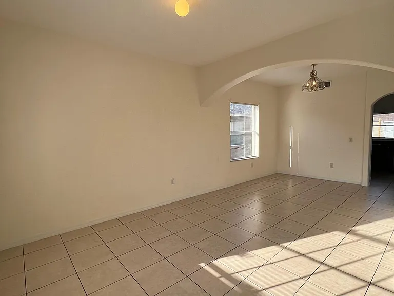 3986 Rollingsford Cir — Photo 11