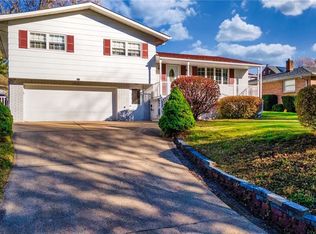 202 Bryden Rd, Wintersville, OH 43953