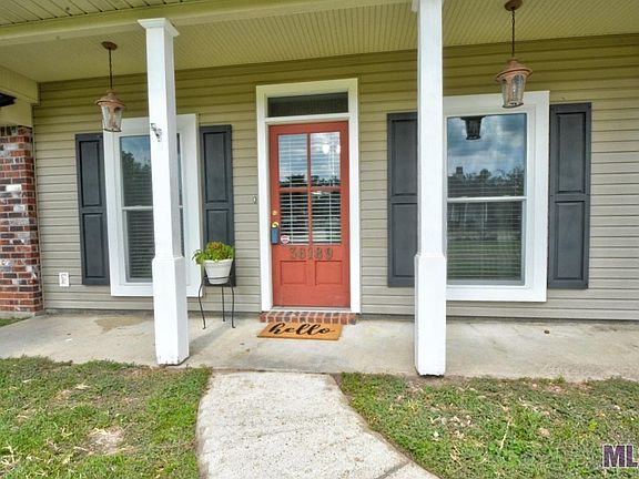 2nd image of 36189 Norfolk Ave