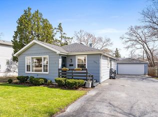 241 N Warwick Ave, Westmont, IL