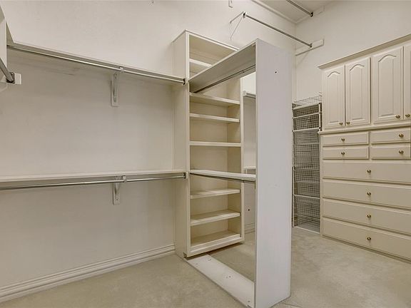 4th image of 5333 Tate Ave
