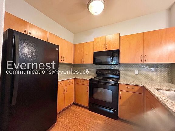 3rd image of 8290 Gate Pkwy W Unit 1301