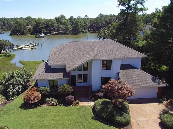 913 Enfield Chase, Virginia Beach, VA 23452