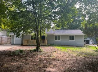 9068 Sterling Ridge Ln, Jonesboro, GA 30238