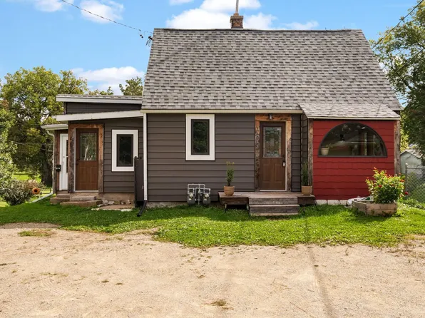 709 Beaver St, Beaver Dam, WI 53916