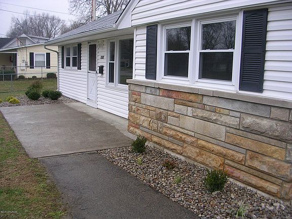 3rd image of 9414 Ponder Ln