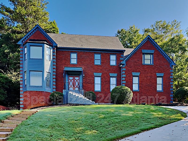 1st image of 2770 Riverfront Dr
