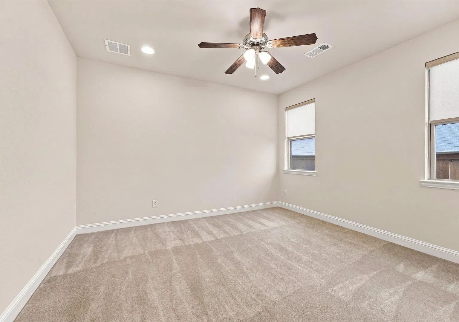 4406 Timberdrift St — Photo 3