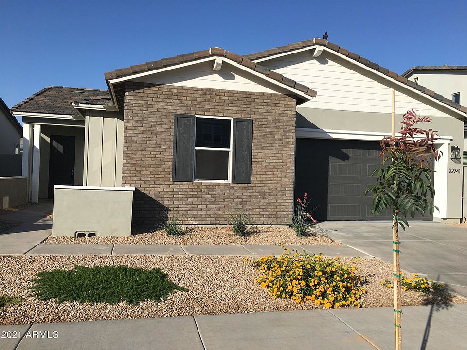 1st image of 22741 E Arroyo Verde Dr