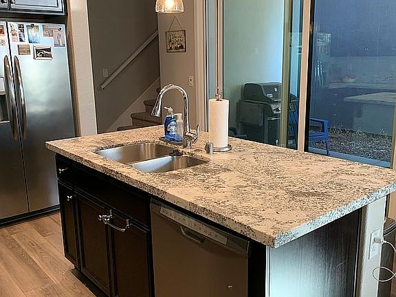 3rd image of 3202 Crane Ln