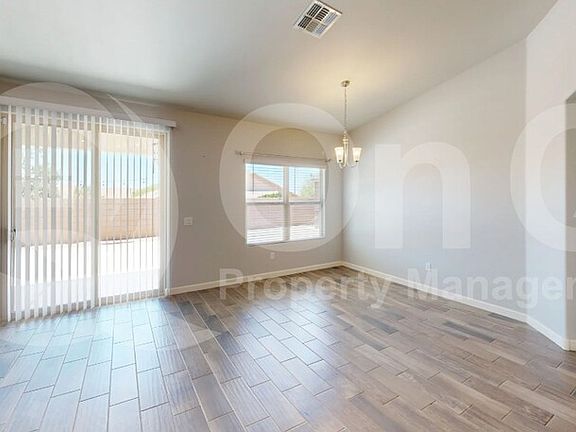 5th image of 854 S Willis Ave