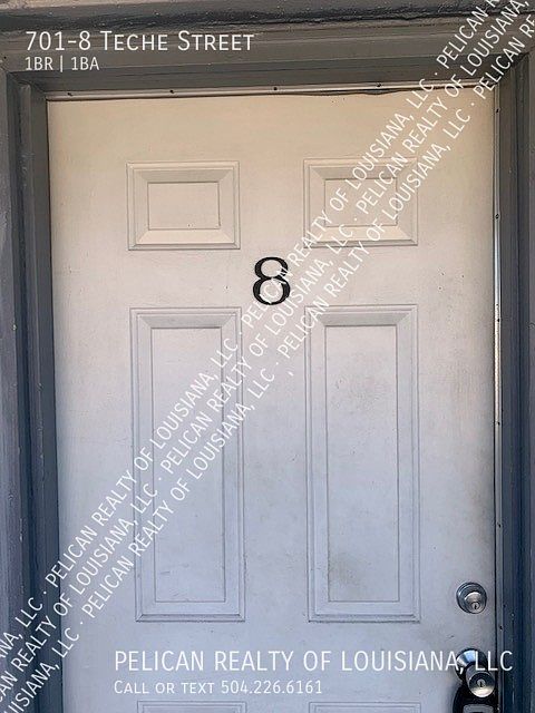1st image of 701-8 Teche St
