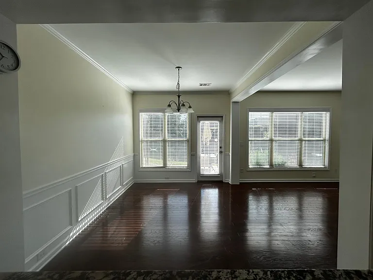 1047 Haley Woods Ct — Photo 8