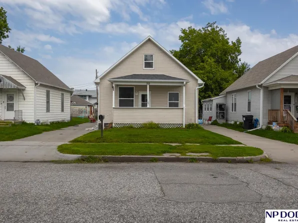 312 W 6th St, Fremont, NE 68025