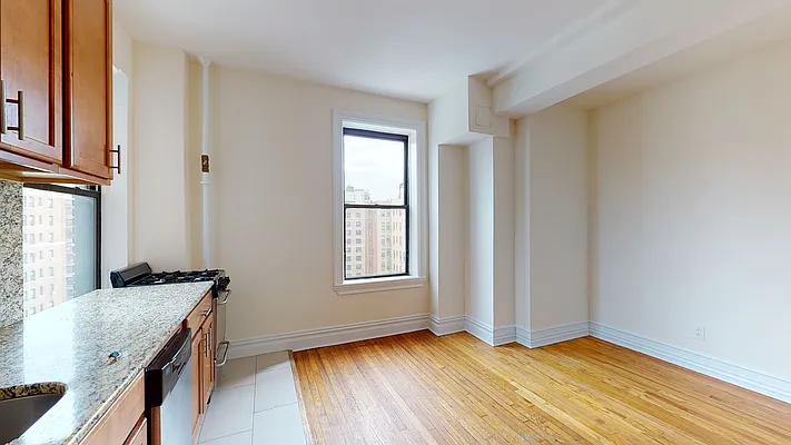 Rented by Bond New York | media 6
