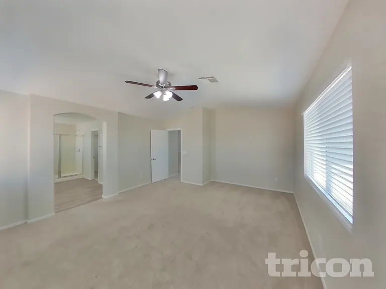 1025 Oceanwood Ave — Photo 6