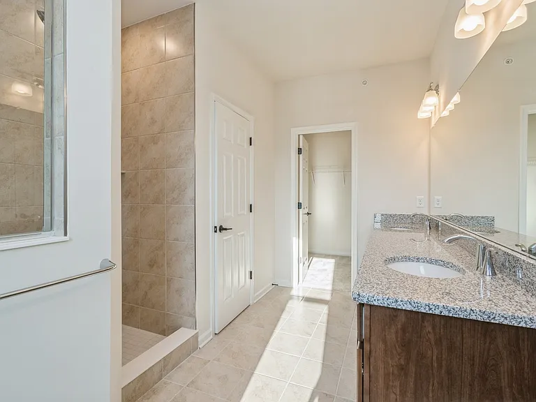 103 Vaughn Dr — Photo 19