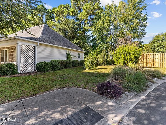 2nd image of 921 Kiwi Lane