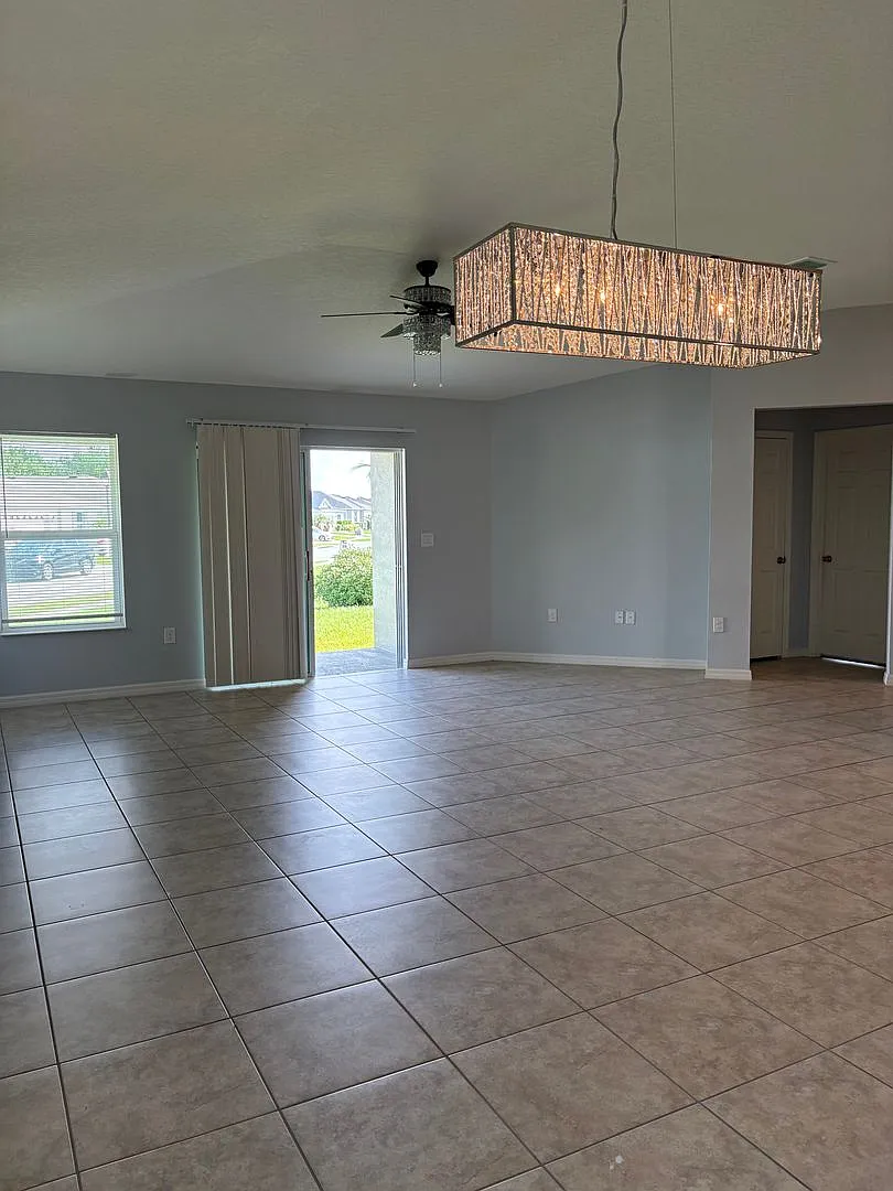 4bedroom 2bath home in ST Cloud — Photo 4