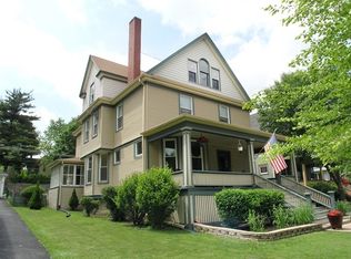 62 Bluff Ave, La Grange, IL 60525
