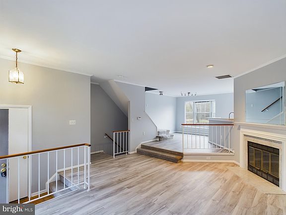 5th image of 20116 Timber Oak Ln #203