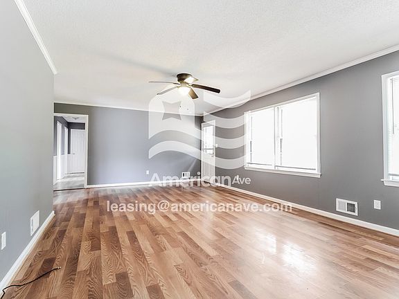 9531_003_living_room_12798492.jpg