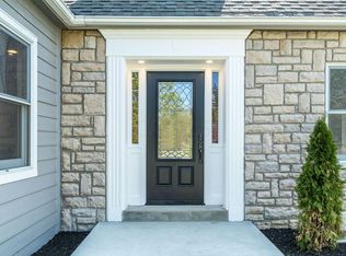 2425 Abington Rd, Columbus, OH 43221